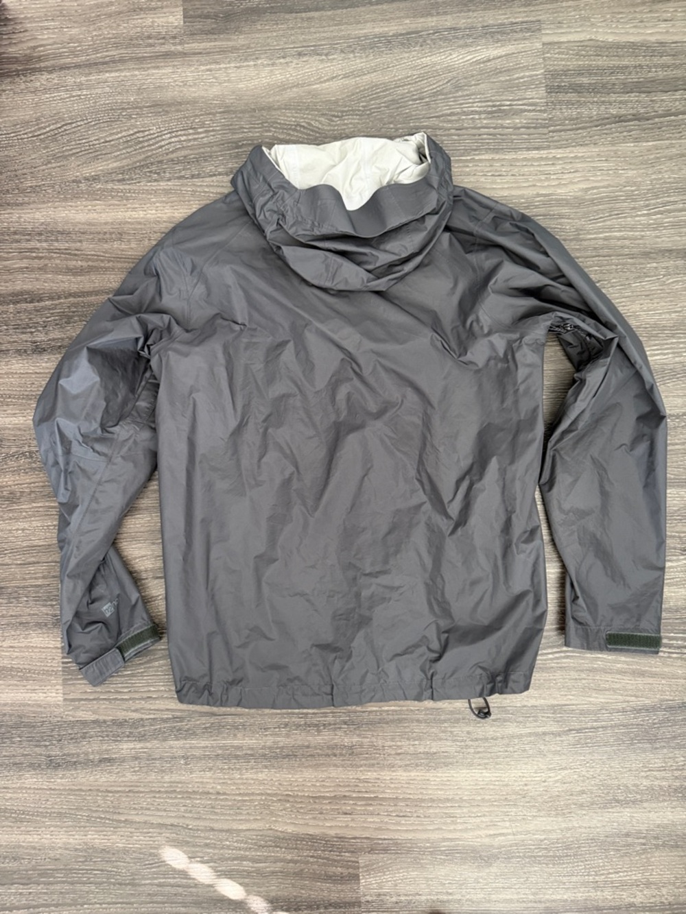 Patagonia Men’s M Gray H2NO Rain Jacket - Picture 4 of 5
